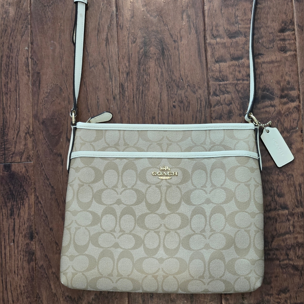 Coach F29210 Signature Leather Shoulder Bag Beige White Crossbody